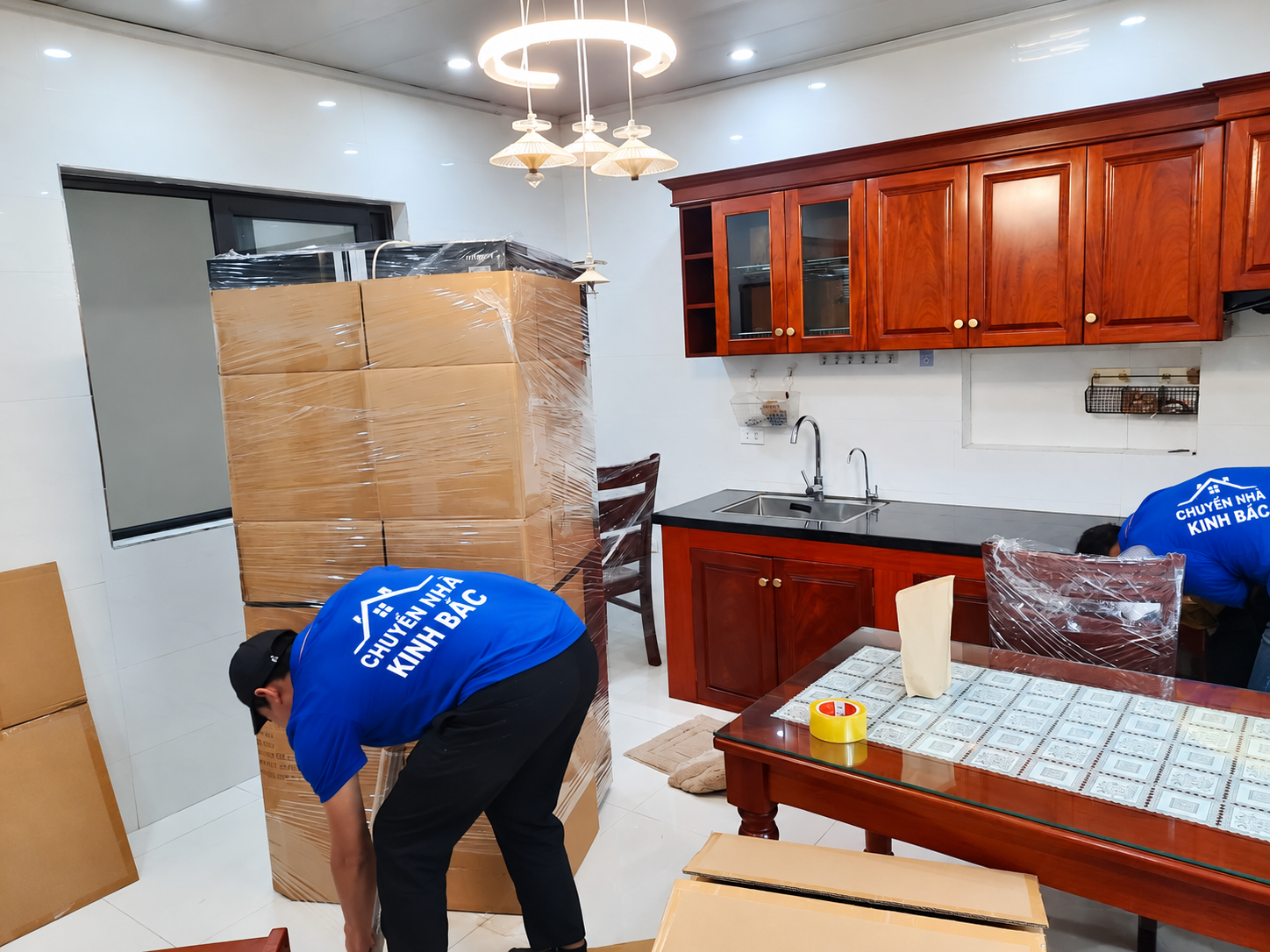 Bọc lót tủ lạnh chuyên nghiệp tại Bắc Ninh